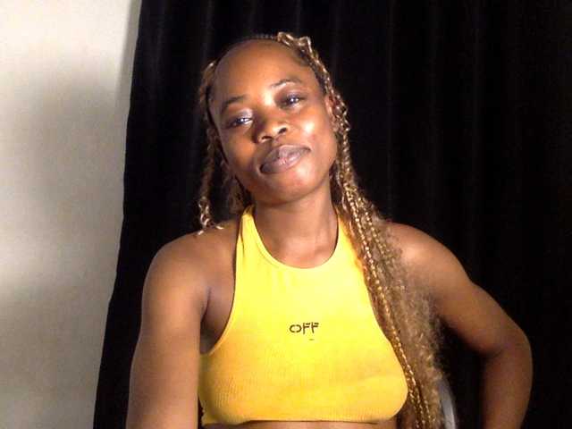 Lickmapussy live cam on BongaCams