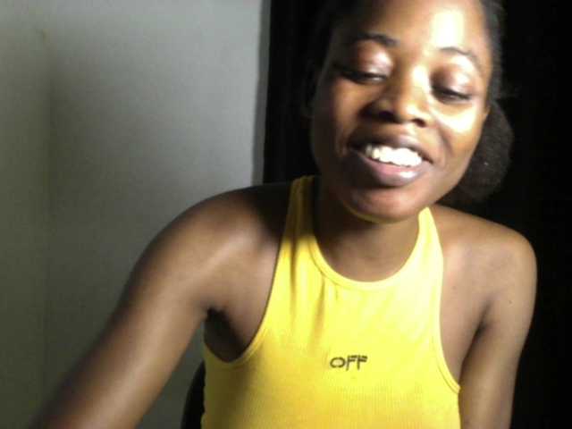 Lickmapussy live cam on BongaCams