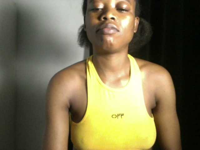 Lickmapussy live cam on BongaCams
