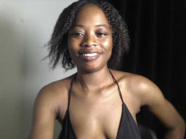 Lickmapussy live cam on BongaCams