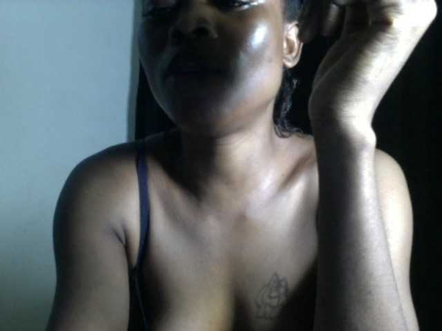 Lickmapussy live cam on BongaCams