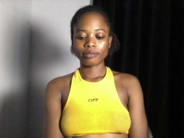 Lickmapussy live cam on BongaCams