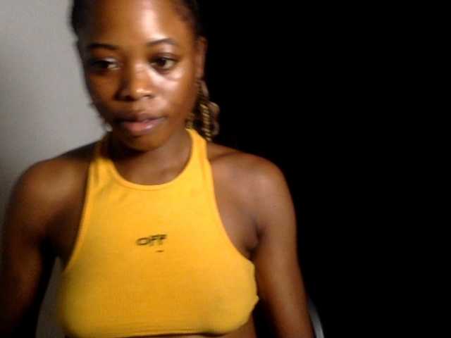 Lickmapussy live cam on BongaCams