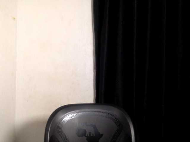 Lickmapussy live cam on BongaCams