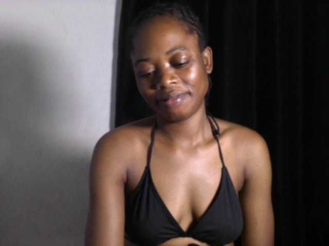 Lickmapussy live cam on BongaCams