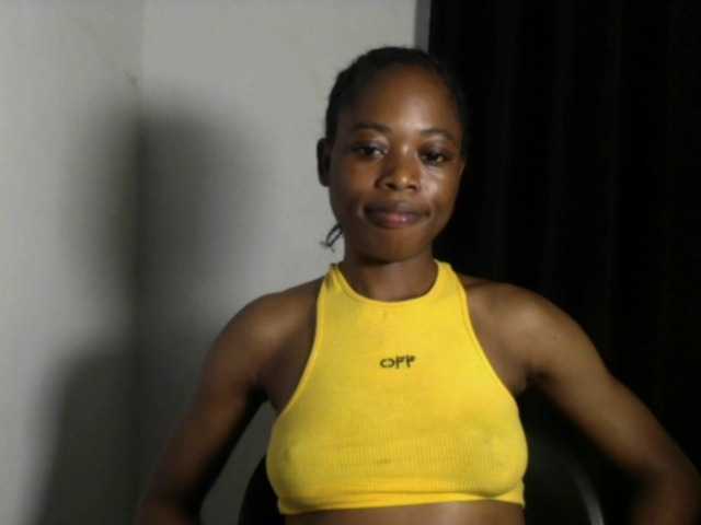 Lickmapussy live cam on BongaCams