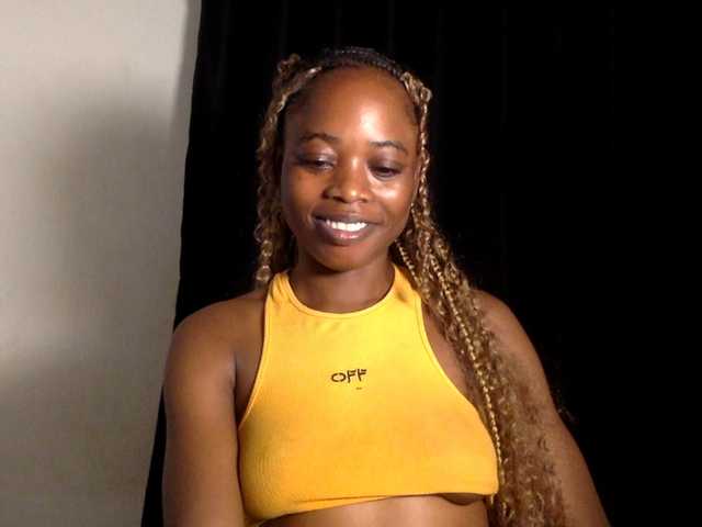 Lickmapussy live cam on BongaCams