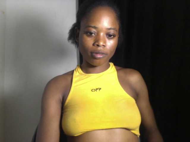 Lickmapussy live cam on BongaCams