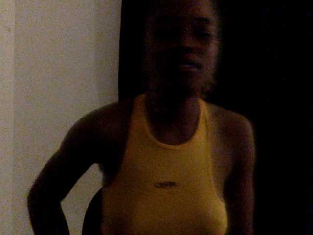 Lickmapussy — live female cam