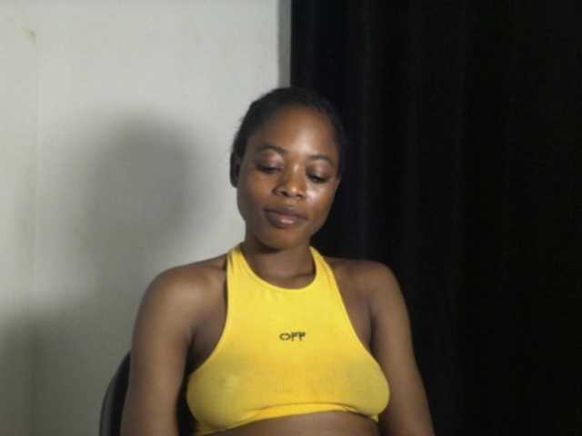 Lickmapussy live cam on BongaCams