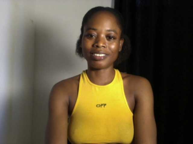 Lickmapussy live cam on BongaCams