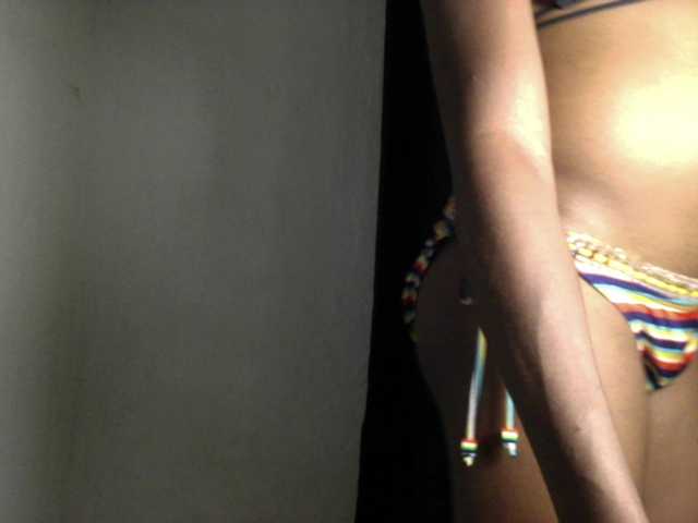Lickmapussy live cam on BongaCams