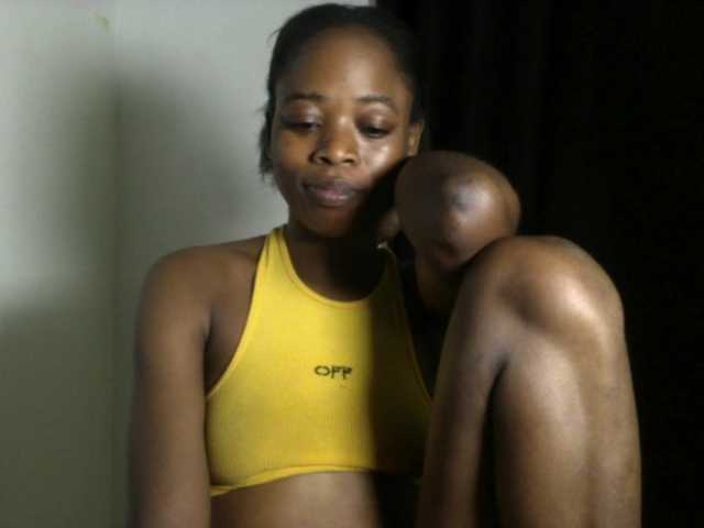 Lickmapussy live cam on BongaCams