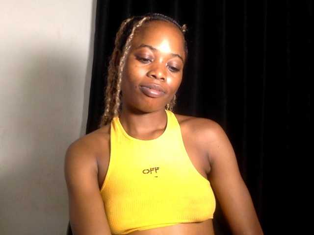 Lickmapussy live cam on BongaCams