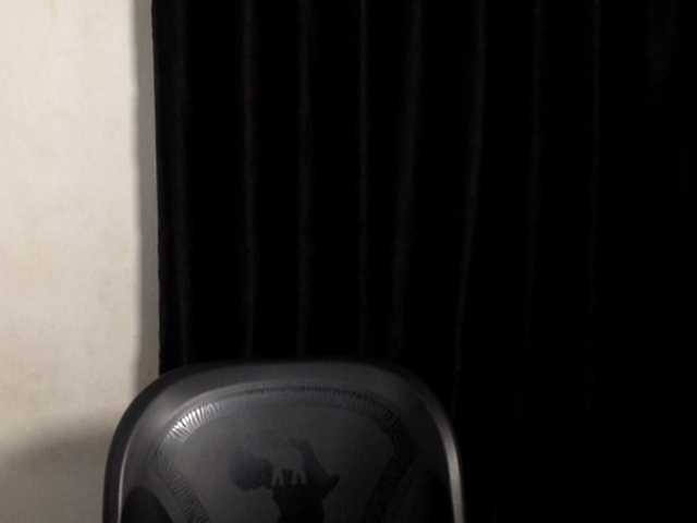 Lickmapussy live cam on BongaCams