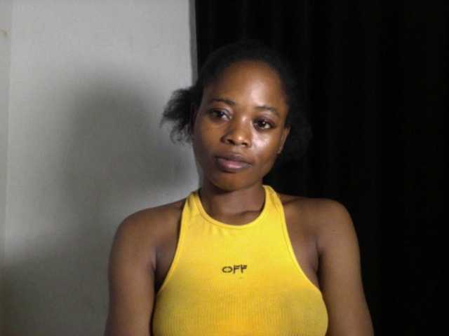 Lickmapussy live cam on BongaCams