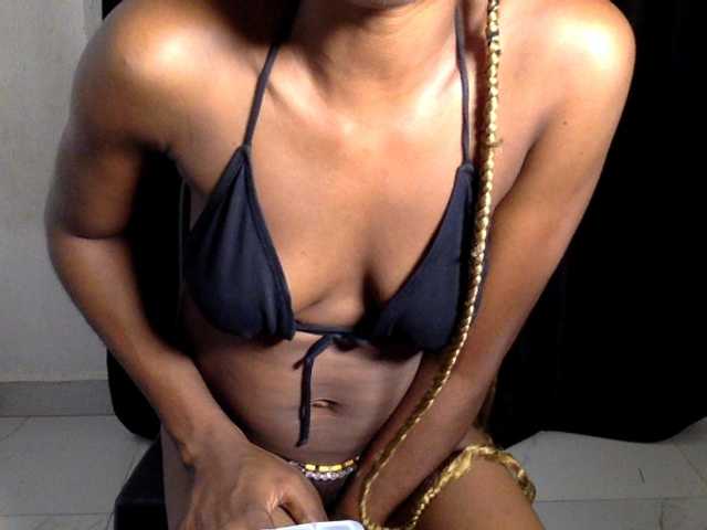 Lickmapussy live cam on BongaCams
