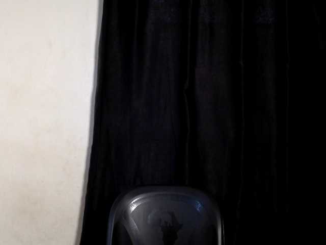 Lickmapussy live cam on BongaCams