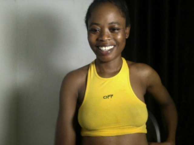 Lickmapussy live cam on BongaCams