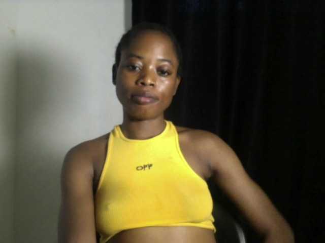 Lickmapussy live cam on BongaCams