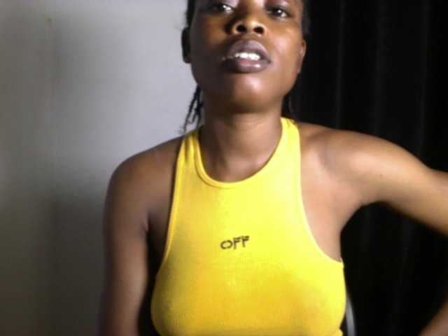 Lickmapussy live cam on BongaCams