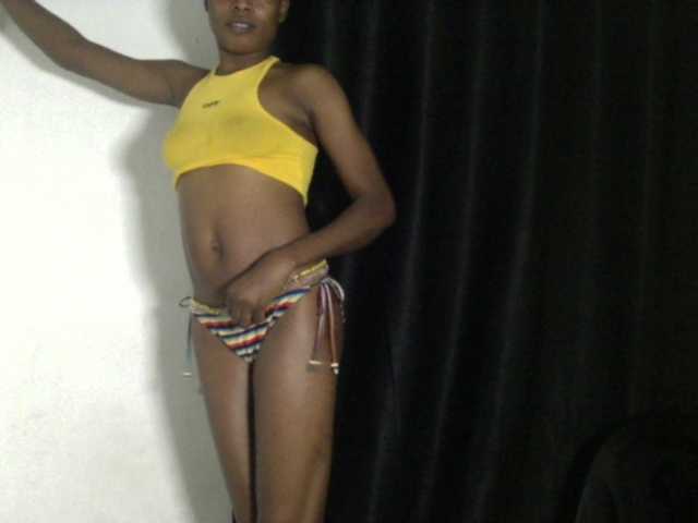 Lickmapussy live cam on BongaCams