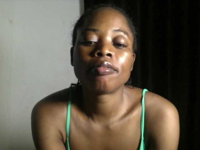 Lickmapussy live cam on BongaCams