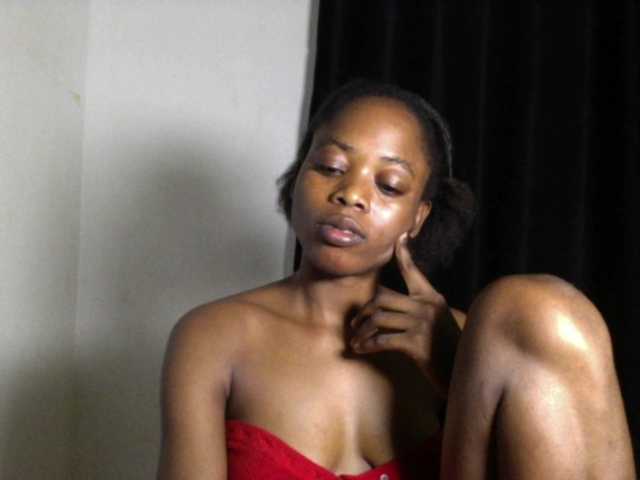Lickmapussy live cam on BongaCams