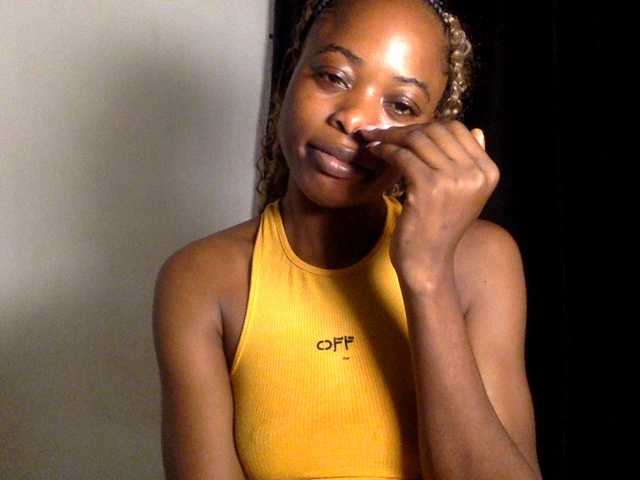 Lickmapussy live cam on BongaCams