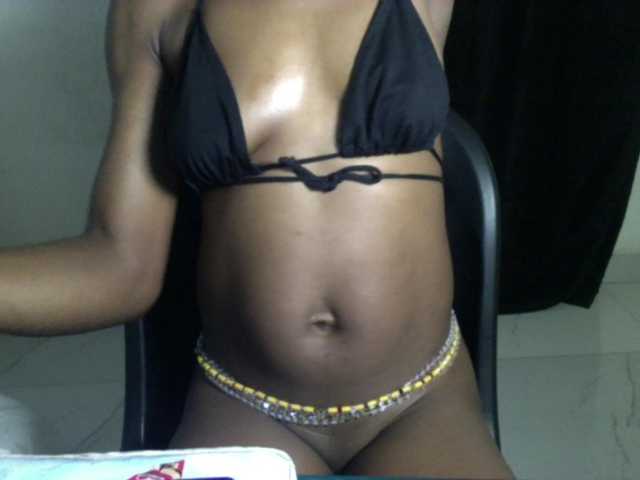 Lickmapussy live cam on BongaCams