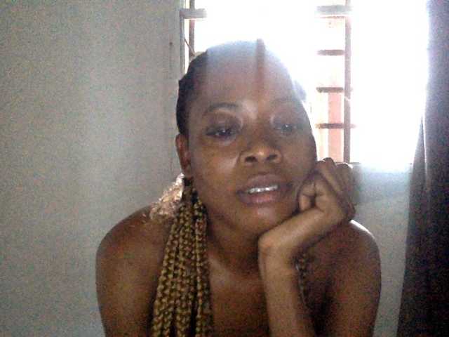 Lickmapussy live cam on BongaCams