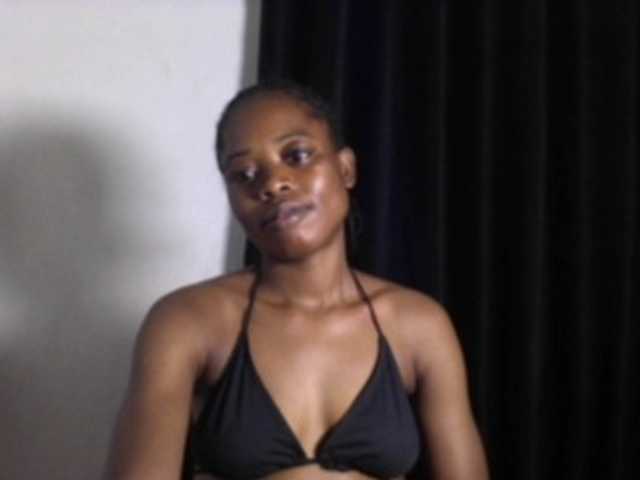 Lickmapussy live cam on BongaCams