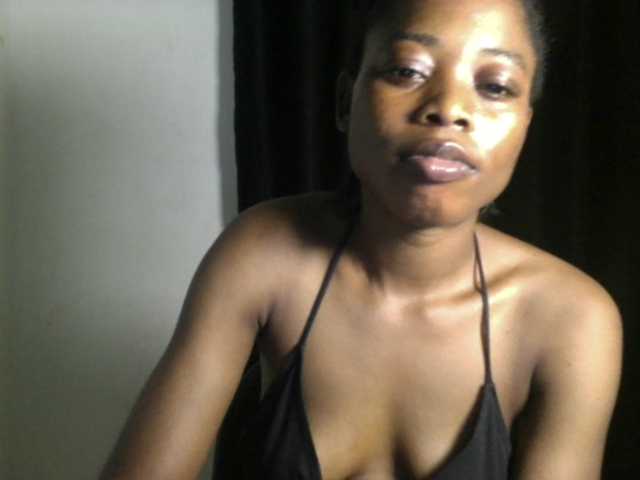 Lickmapussy live cam on BongaCams