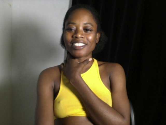 Lickmapussy live cam on BongaCams