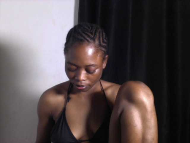 Lickmapussy live cam on BongaCams