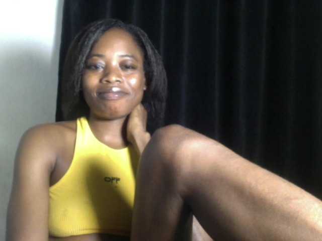 Lickmapussy live cam on BongaCams