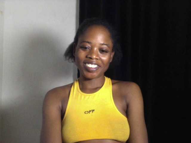 Lickmapussy live cam on BongaCams