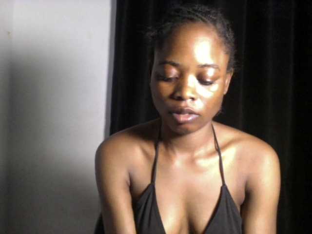 Lickmapussy live cam on BongaCams