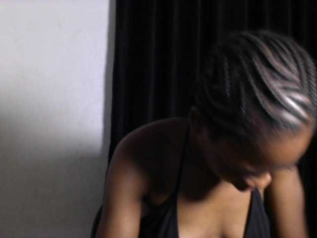 Lickmapussy live cam on BongaCams