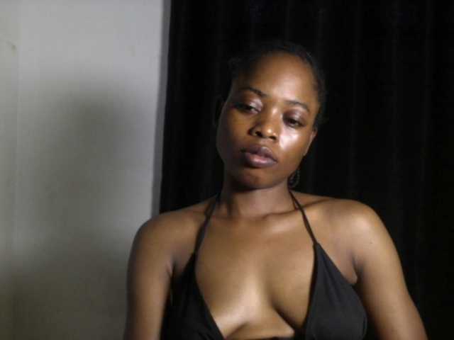 Lickmapussy live cam on BongaCams