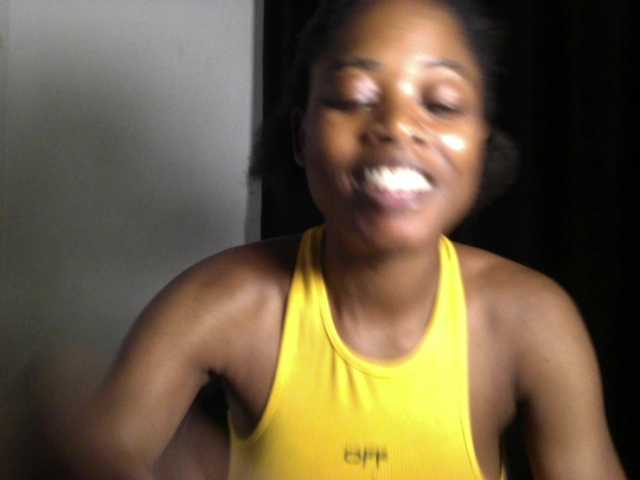 Lickmapussy live cam on BongaCams