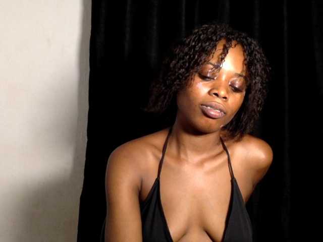 Lickmapussy live cam on BongaCams