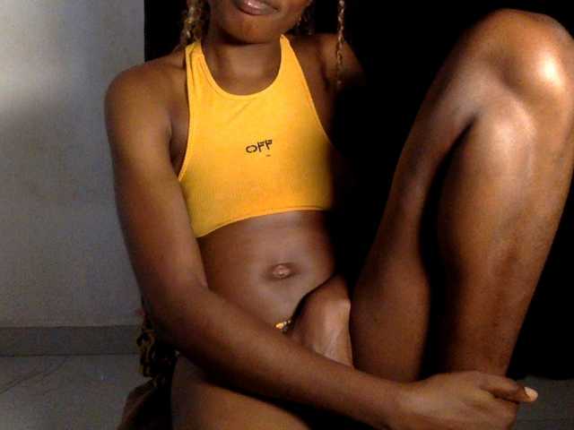 Lickmapussy live cam on BongaCams