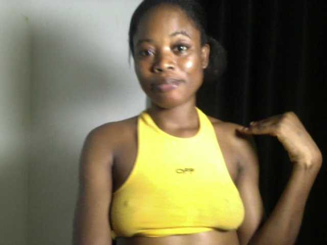 Lickmapussy live cam on BongaCams