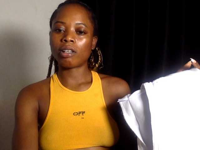 Lickmapussy live cam on BongaCams