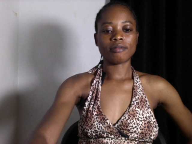 Lickmapussy live cam on BongaCams