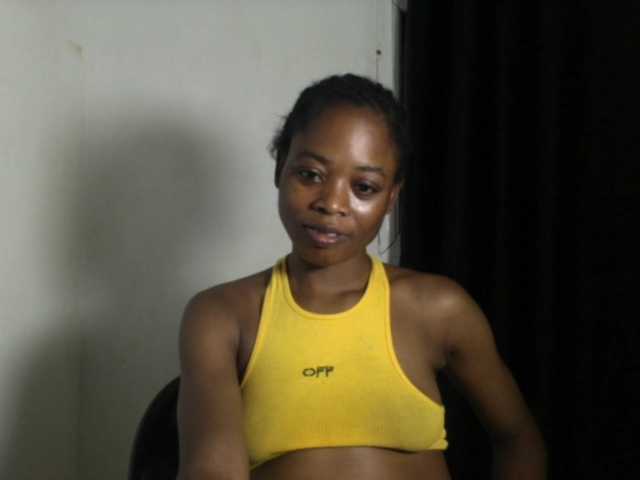 Lickmapussy live cam on BongaCams