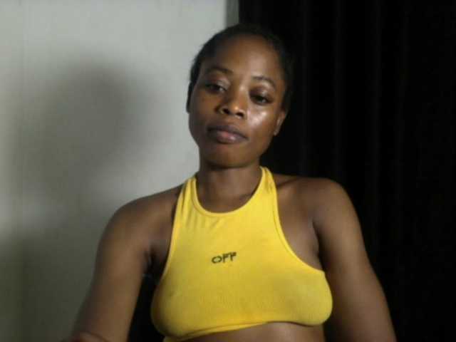 Lickmapussy live cam on BongaCams