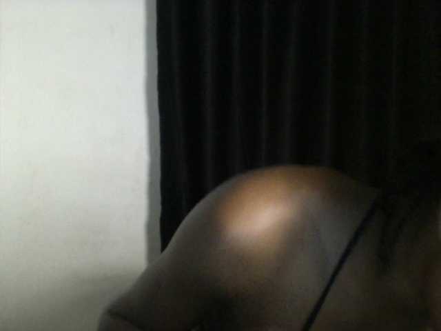 Lickmapussy live cam on BongaCams