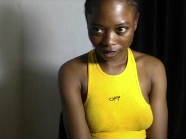 Lickmapussy live cam on BongaCams